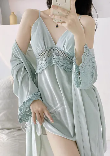 WATER BLUE