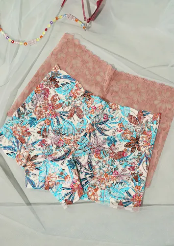PINK AND PRINT