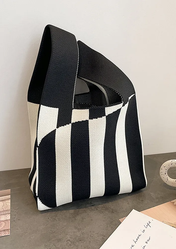 WHITE KNIITTED VERTICAL STRIPE HANDBAG