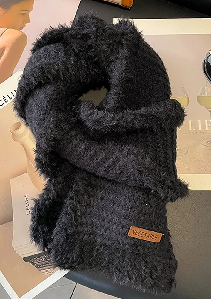 KNITTED BLACK FUR EDGE SCARF