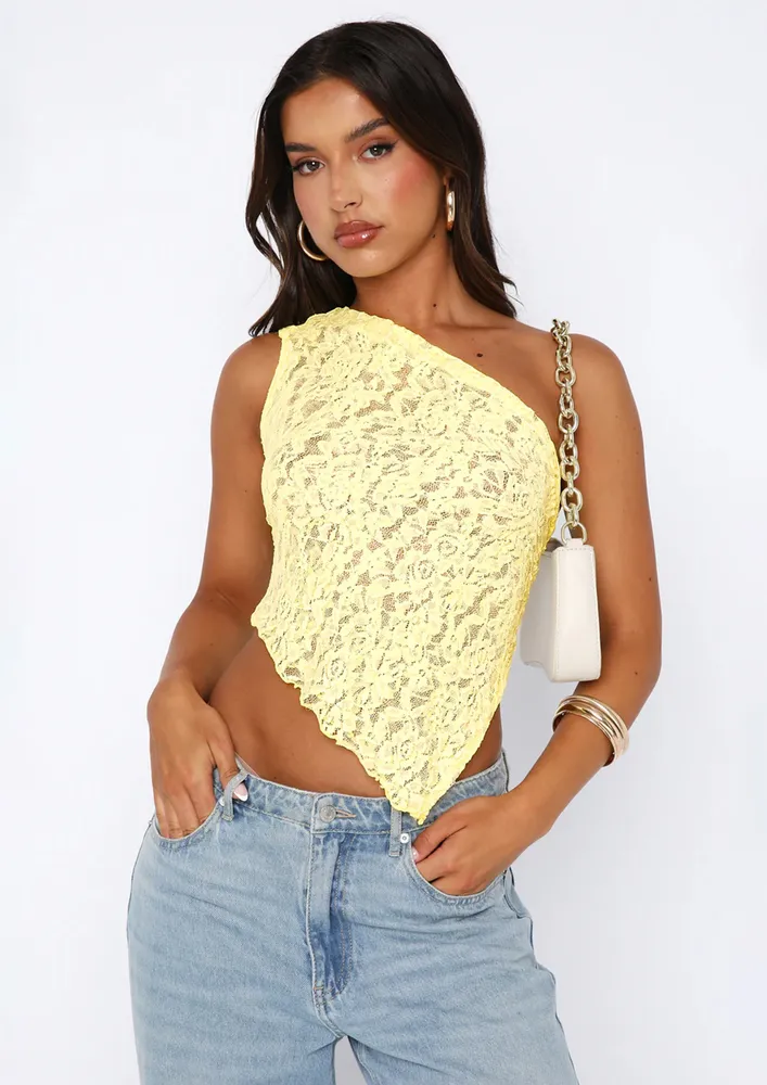 Light Yellow Lace Asymmetric Top