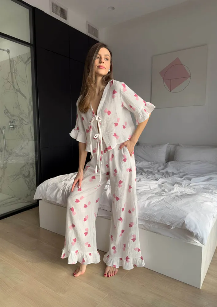 White Heart Motif Flounce-edge Loungewear Set