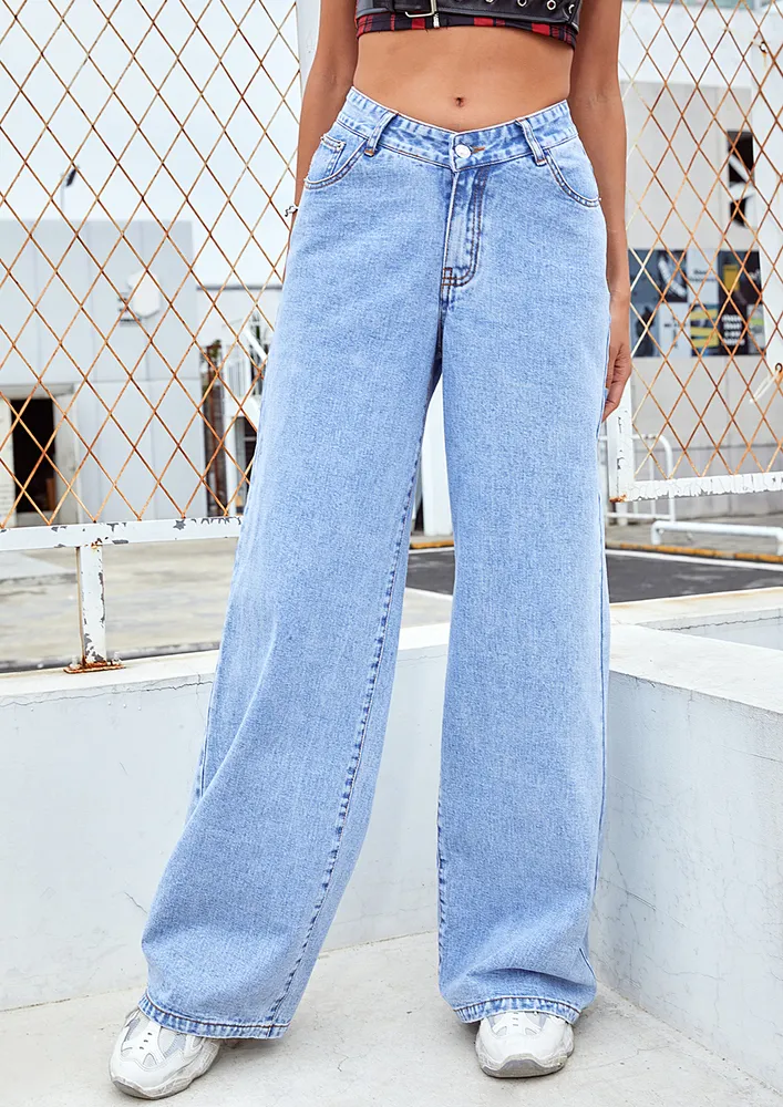 WIDE LEG LOOSE LIGHT BLUE JEANS