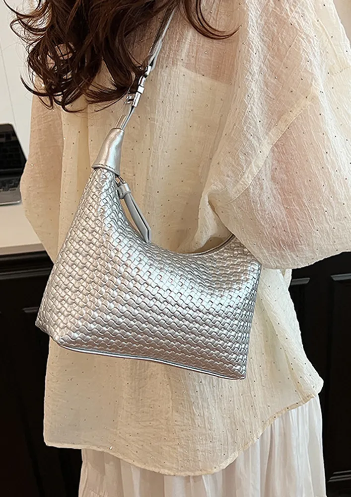 SILVER SINGLE HANDLE SLOUCH BAG