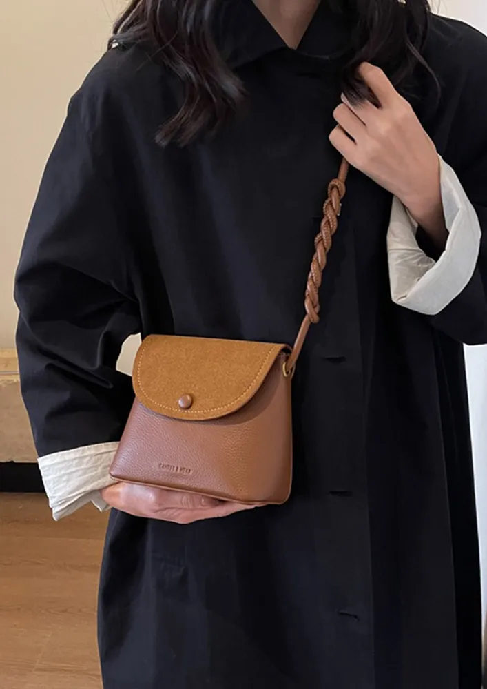 LIGHT BROWN FRONT FLAP SHOULDER BAG