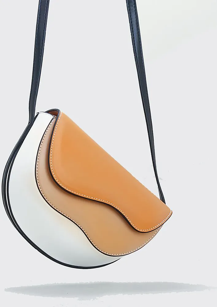 COLORBLOCK ORANGE SADDLE BAG