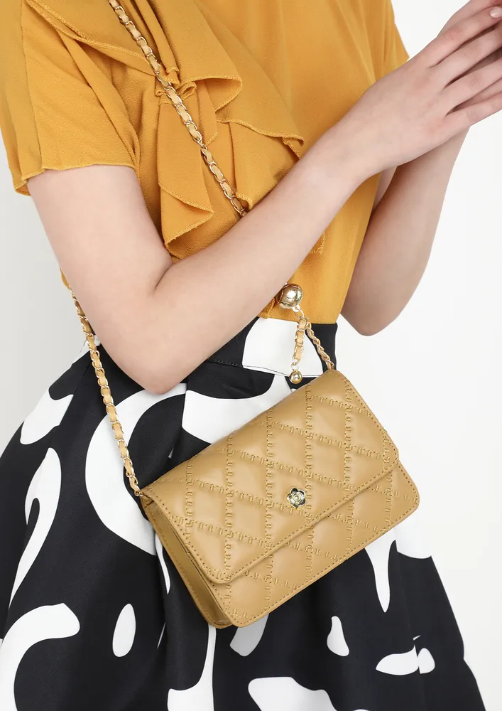 HIGH ON DEMAND YELLOW SLING BAG