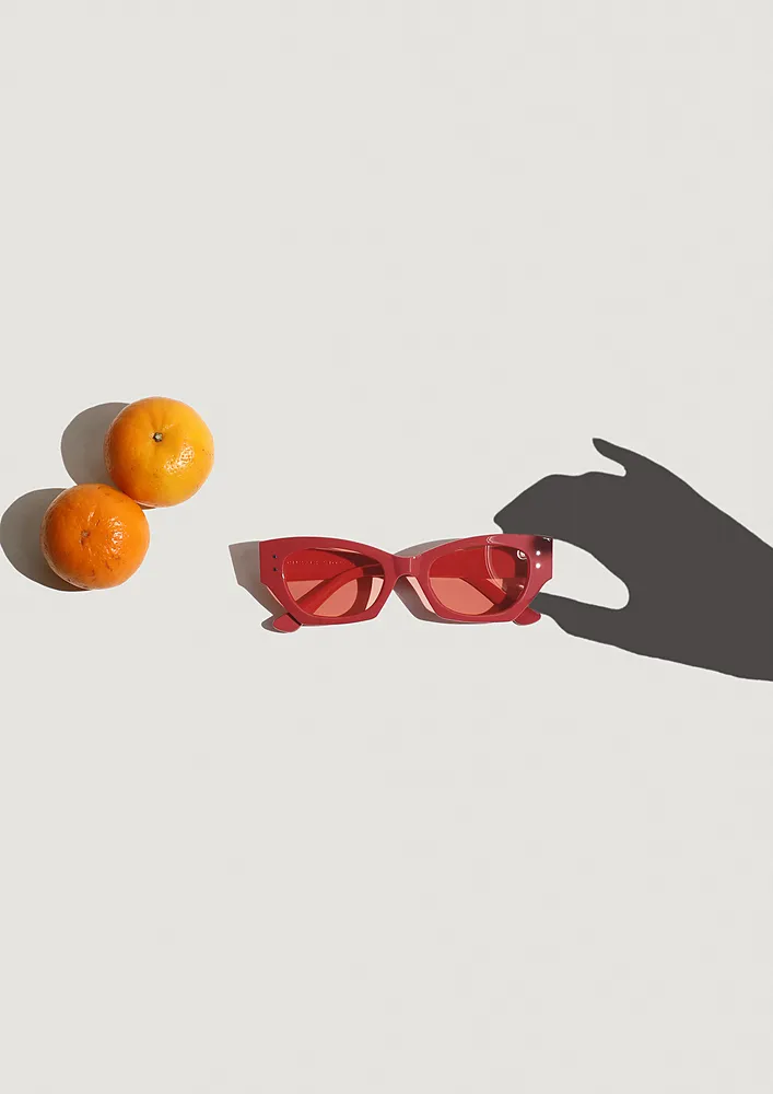 RED TINTED LENSE CAT-EYE SUNGLASSES
