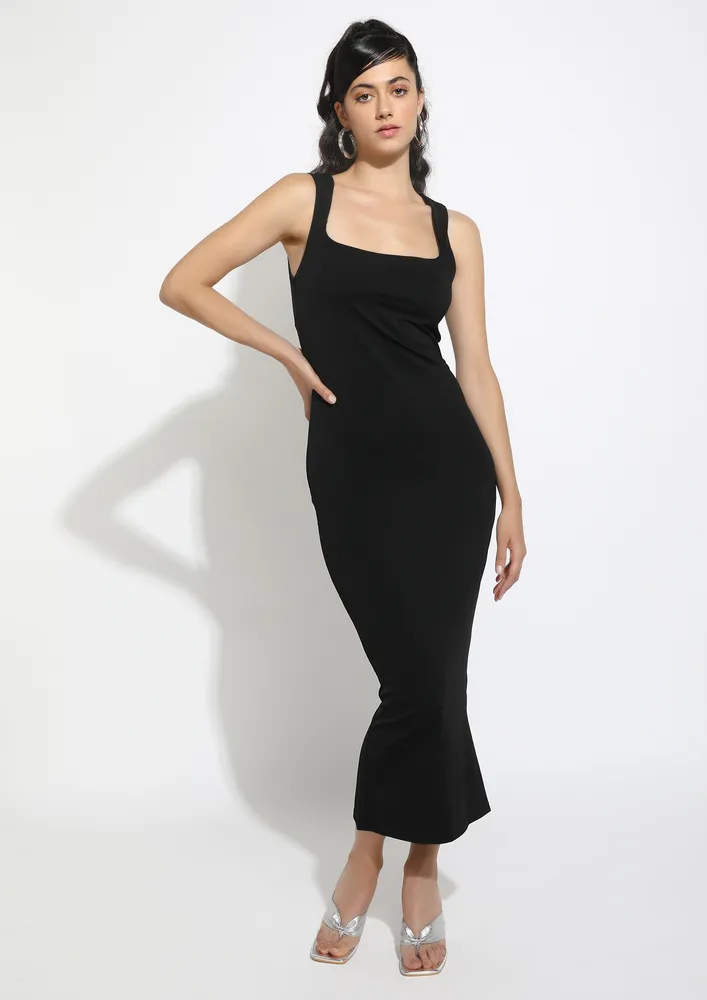 Queen Anne Neckline Black Pencil Dress