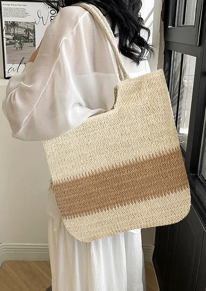 CONTRAST OFF-WHITE STRAW  TOTE BAG