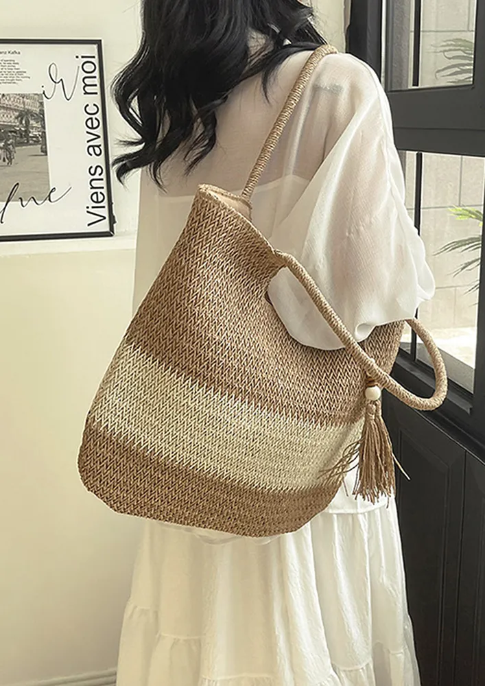 CONTRAST KHAKI STRAW TOTE BAG