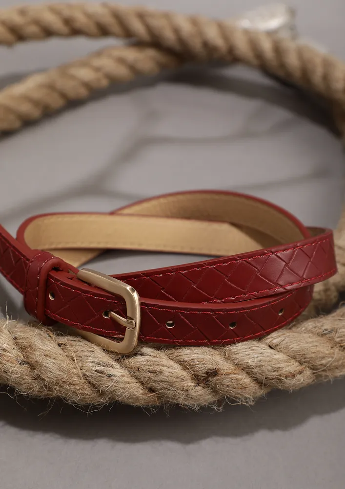 CRISS CROSS RED BELT