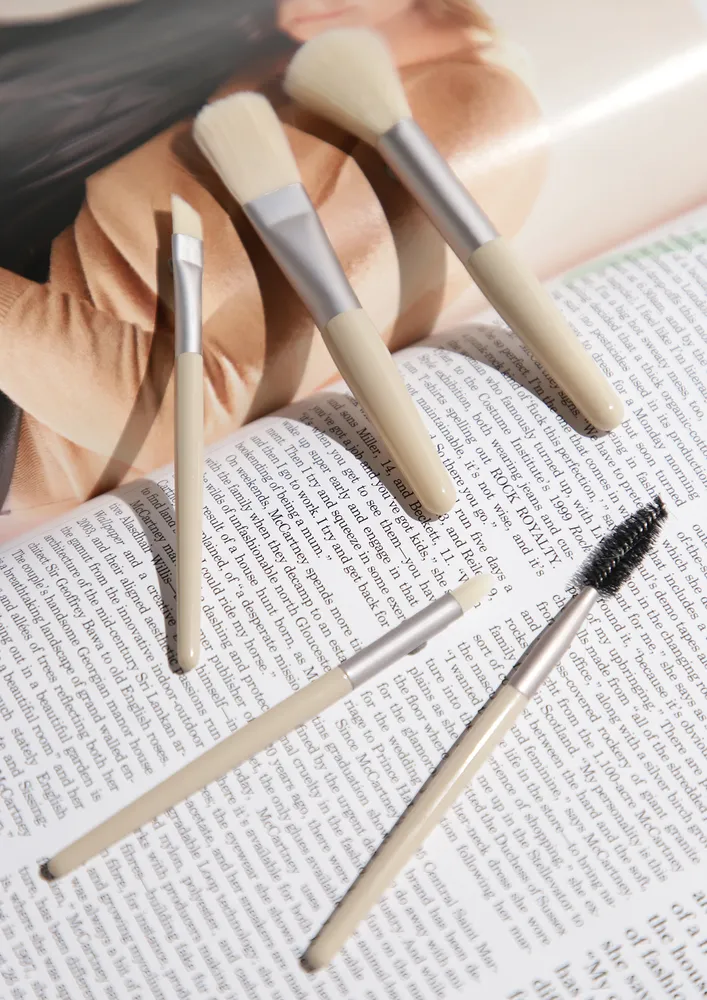 BASIC UP NUDE MAKEUP BRUSHES SET OF 8