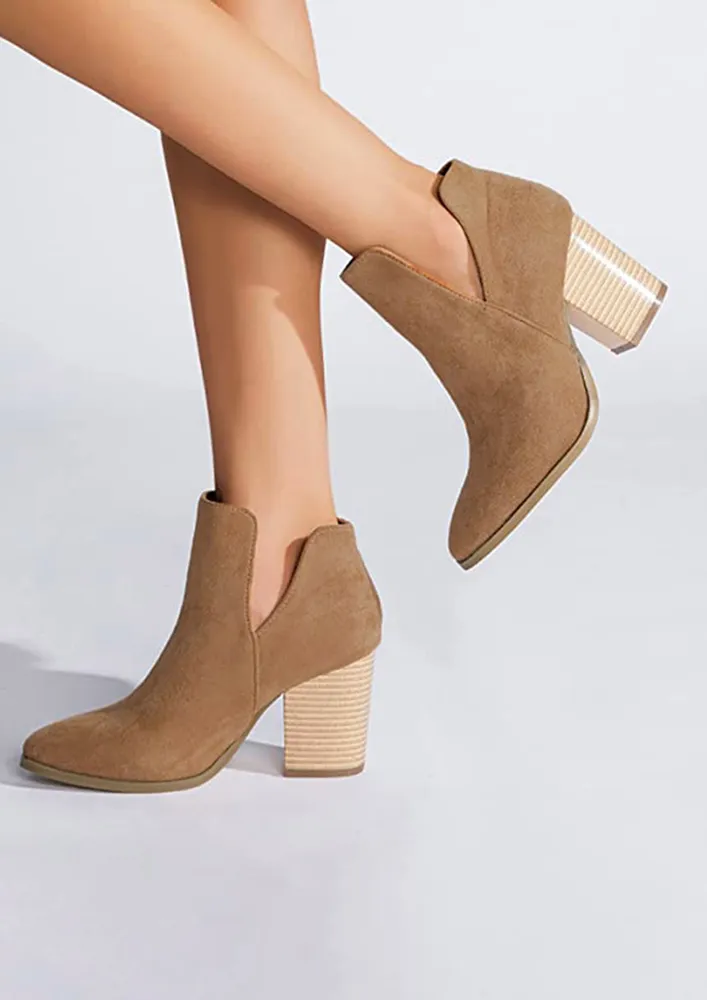 BROWN SUEDE CUT-OUT MEDIUM BLOCK ANKLE BOOTS