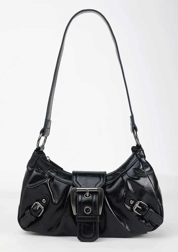 BLACK BUCKLE BELT DETAIL ZIP-UP SHOULDER BAG