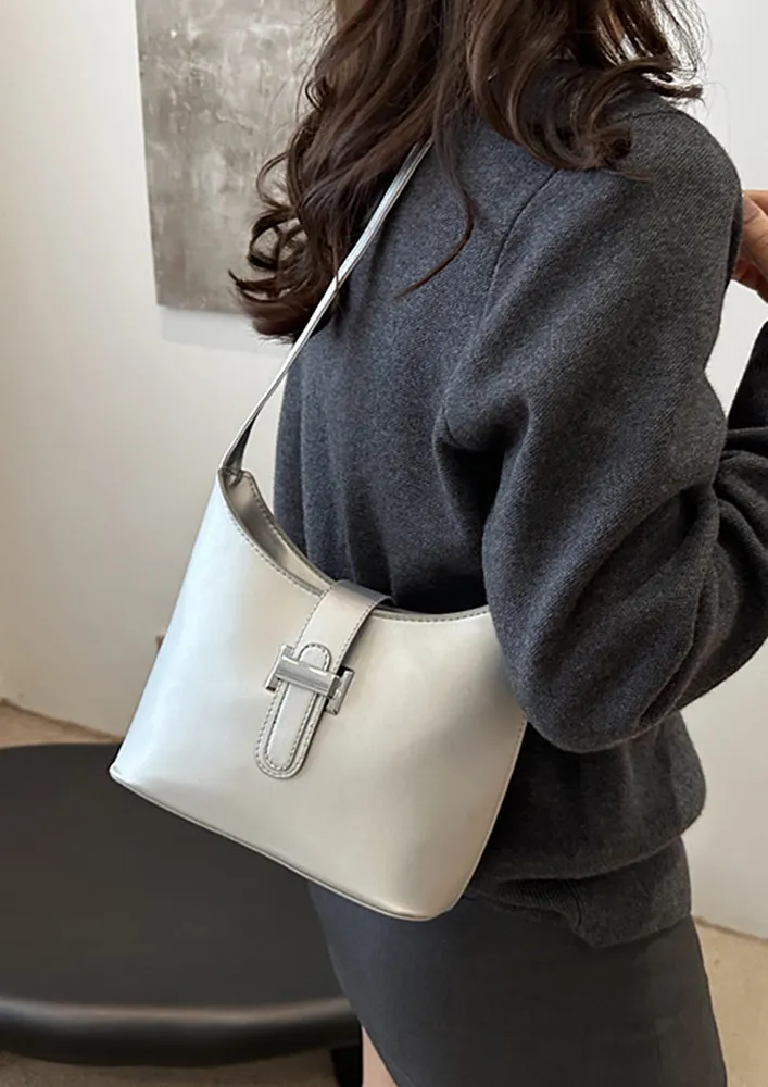 SILVER THIN FLAP FRONT ZIP-UP SHOULDER BAG