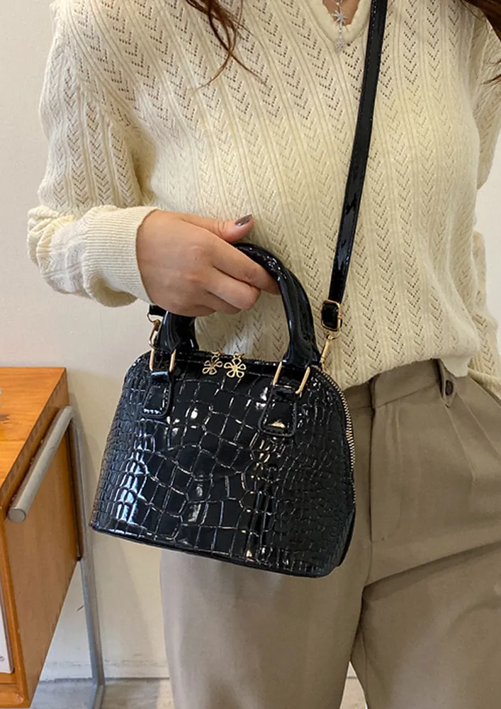 BLACK TWO-WAY ZIP DOUBLE HANDLE SLING BAG