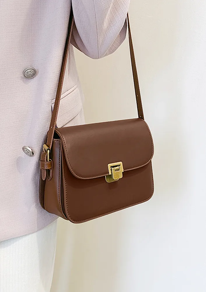 BROWN TUCK LOCK FLAP FRONT SHOULDER BAG