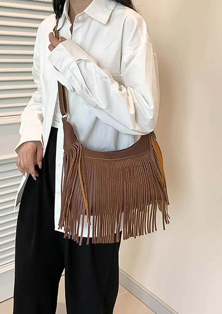 DARK BROWN FRINGE DETAIL ZIP-UP SHOULDER BAG