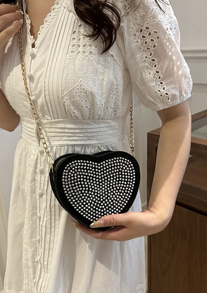 BLACK EMBELLISHED HEART-SHAPED SLING BAG