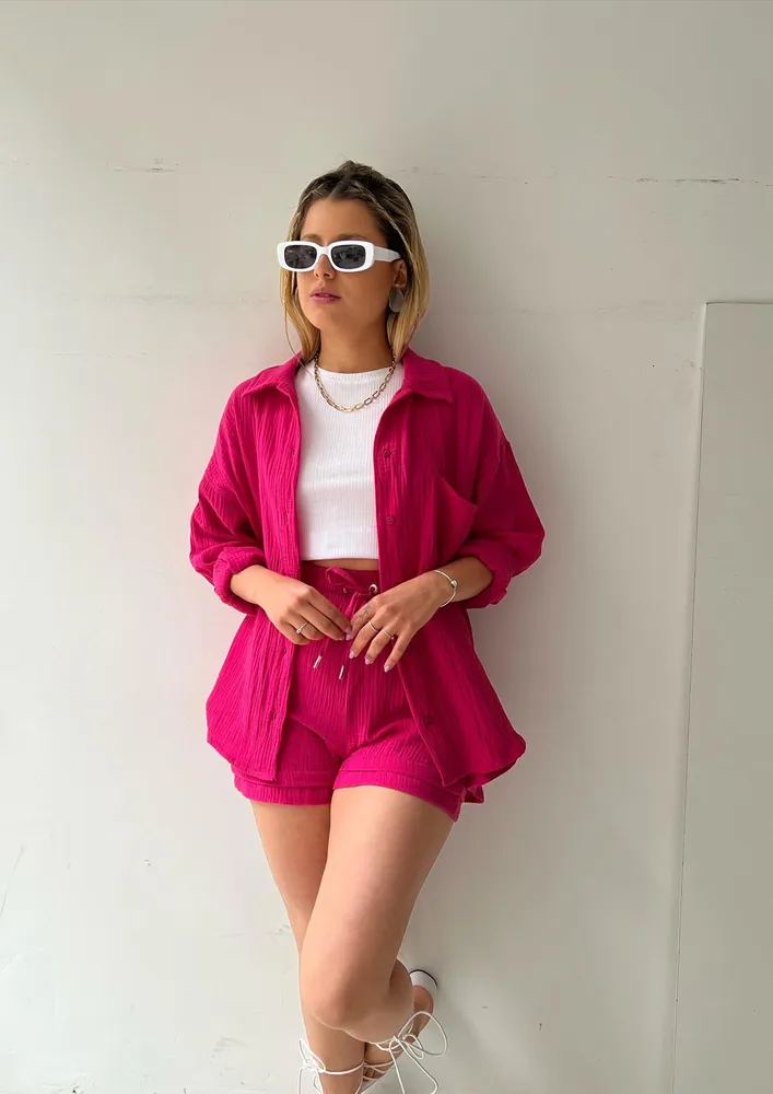 WRINKLED BRIGHT CERISE SHIRT & SHORTS SET