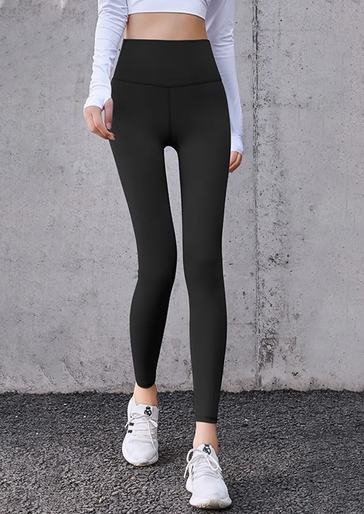 ULTRA HIGH WAIST BLACK YOGA PANTS