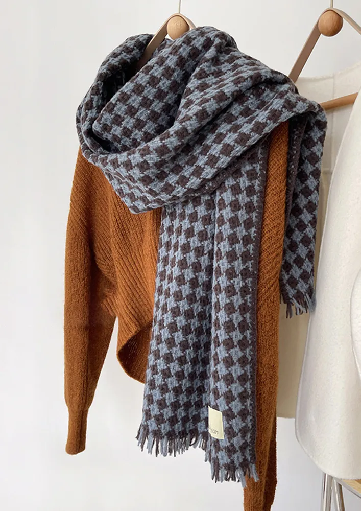 HOUNDSTOOTH-PRINT WOOLEN BLUE WOVEN SCARF