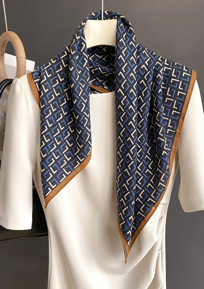 PRINTED BLUE CONTRAST TRIM SCARF