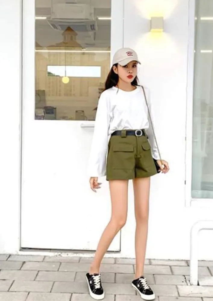 DAMN CASUAL HIGH-WAIST GREEN SHORTS