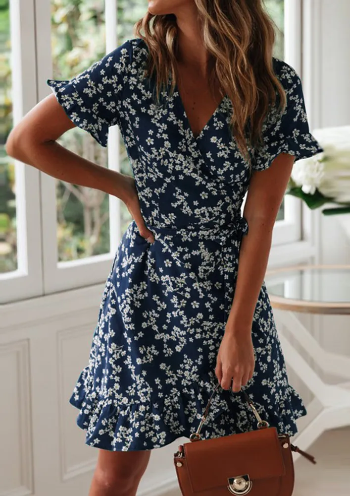 BLUE PRINTED SURPLICE NECK WRAP DRESS