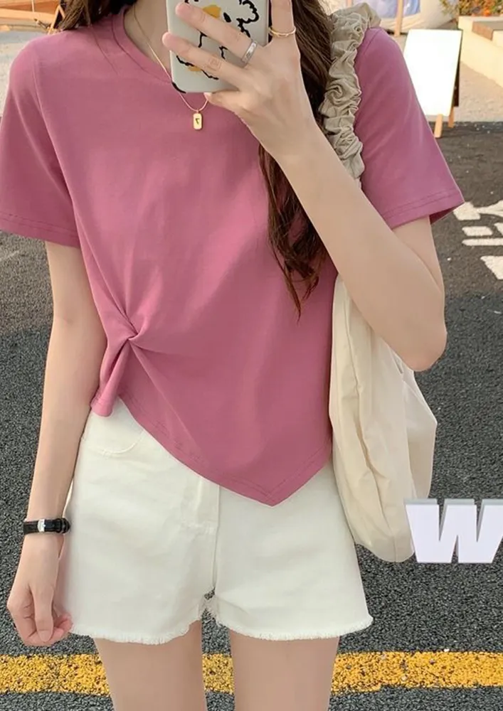 PLAY UP THE SUMMER LOOK PINK TOP