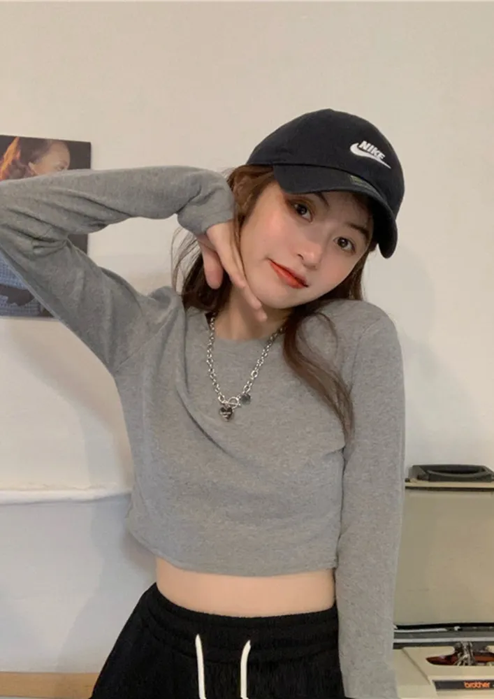 REGULAR GREY CREW NECK KNIT CROP TOP