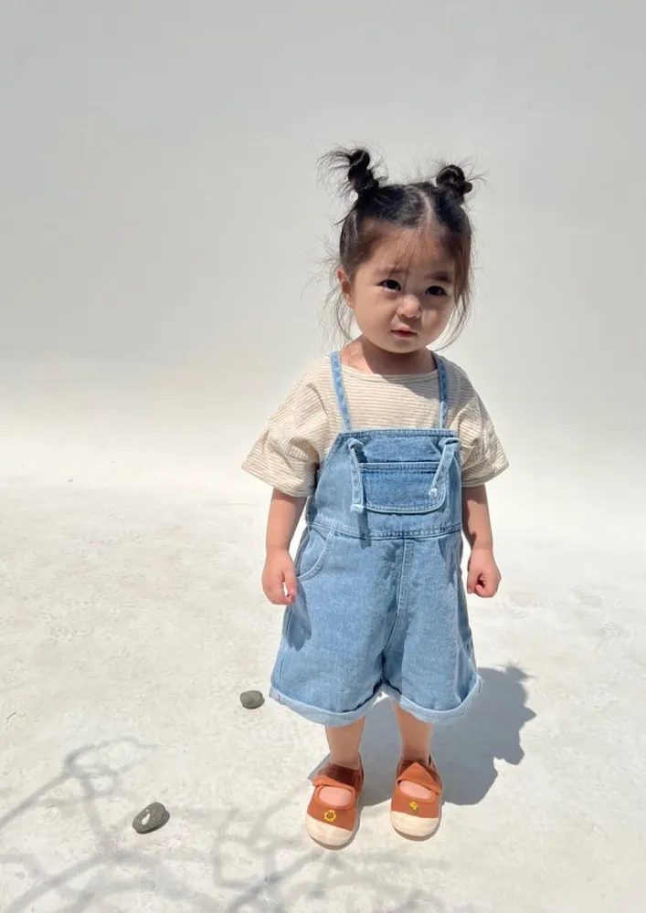 Girls Blue Back-patch Pocketed Denim Dungaree