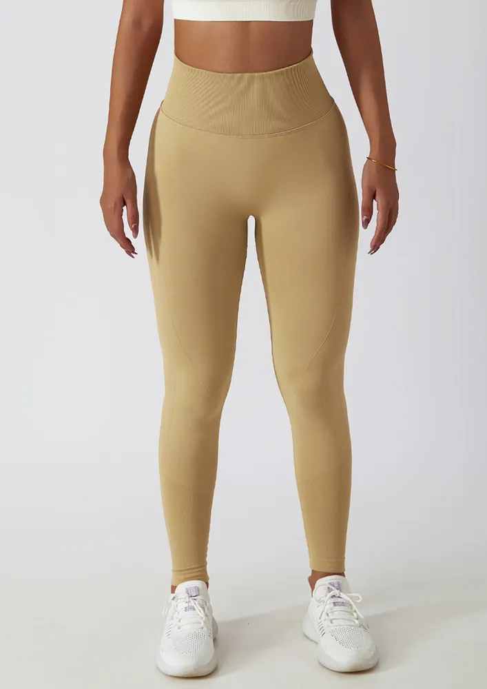 BREATHABLE KHAKI SEAMLESS YOGA LEGGINGS