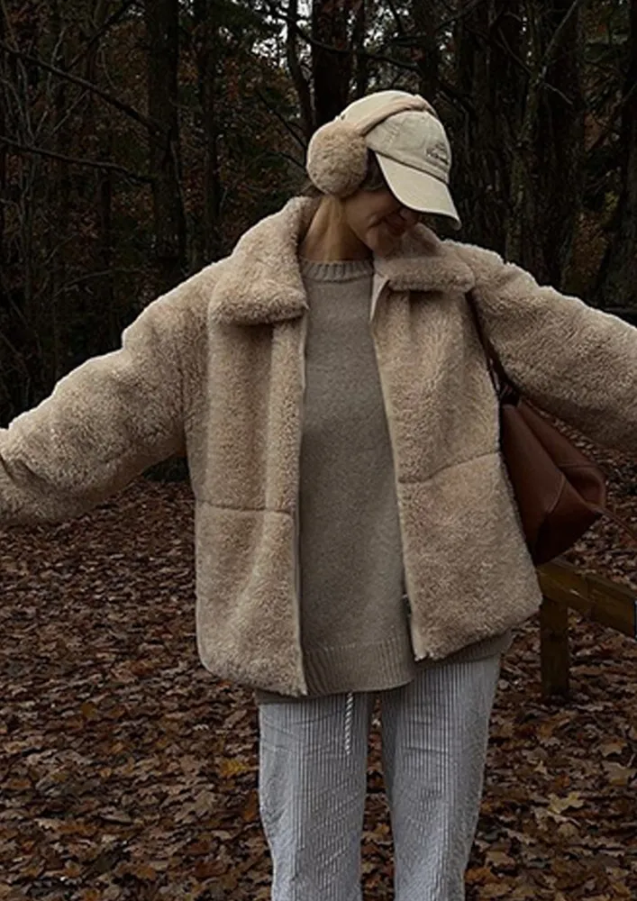 Knitted Zip-up Collared Jacket