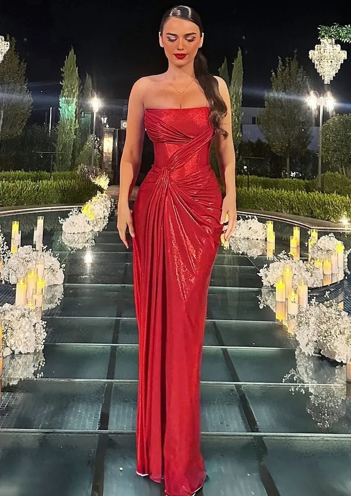 Red Ruched Detail Bandeau Dress