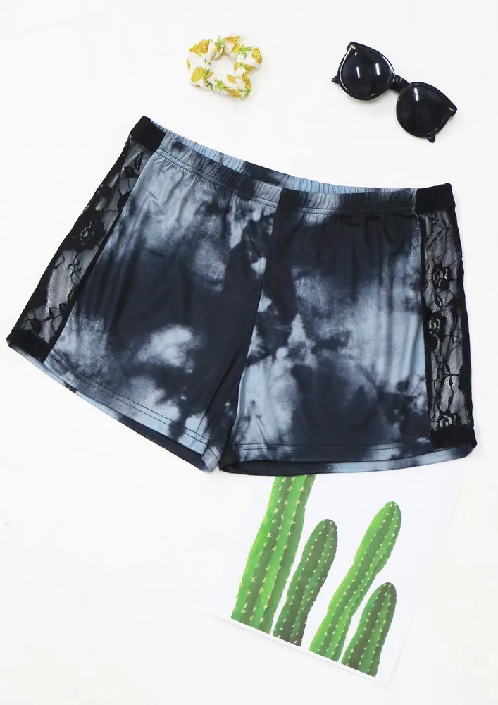 Plus Size Tie-dye Print Shorts