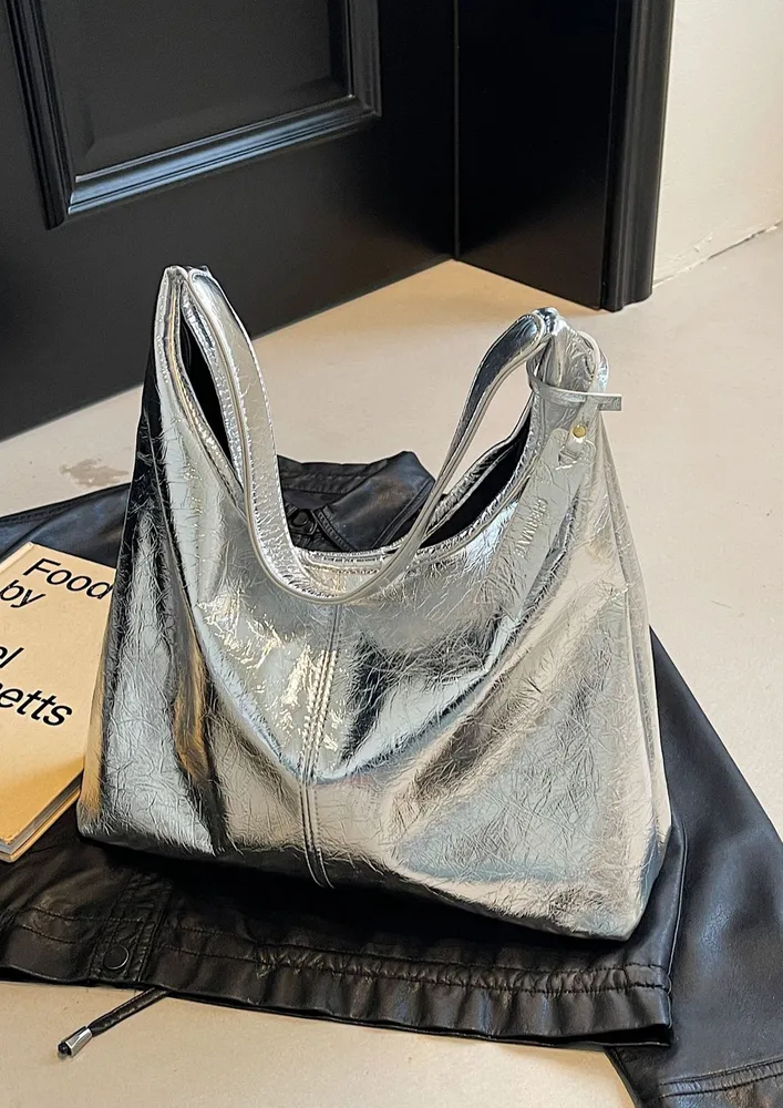 SILVER WIDE STRAP HOBO BAG