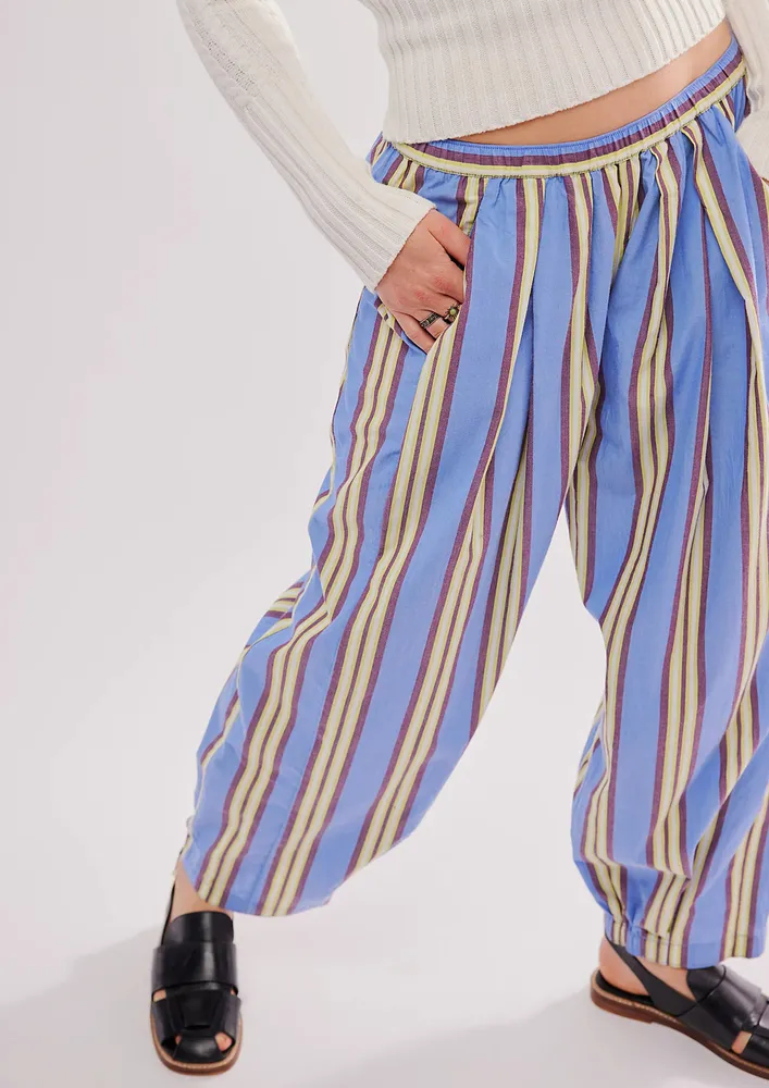 Printed Low-rise Tapered Pants