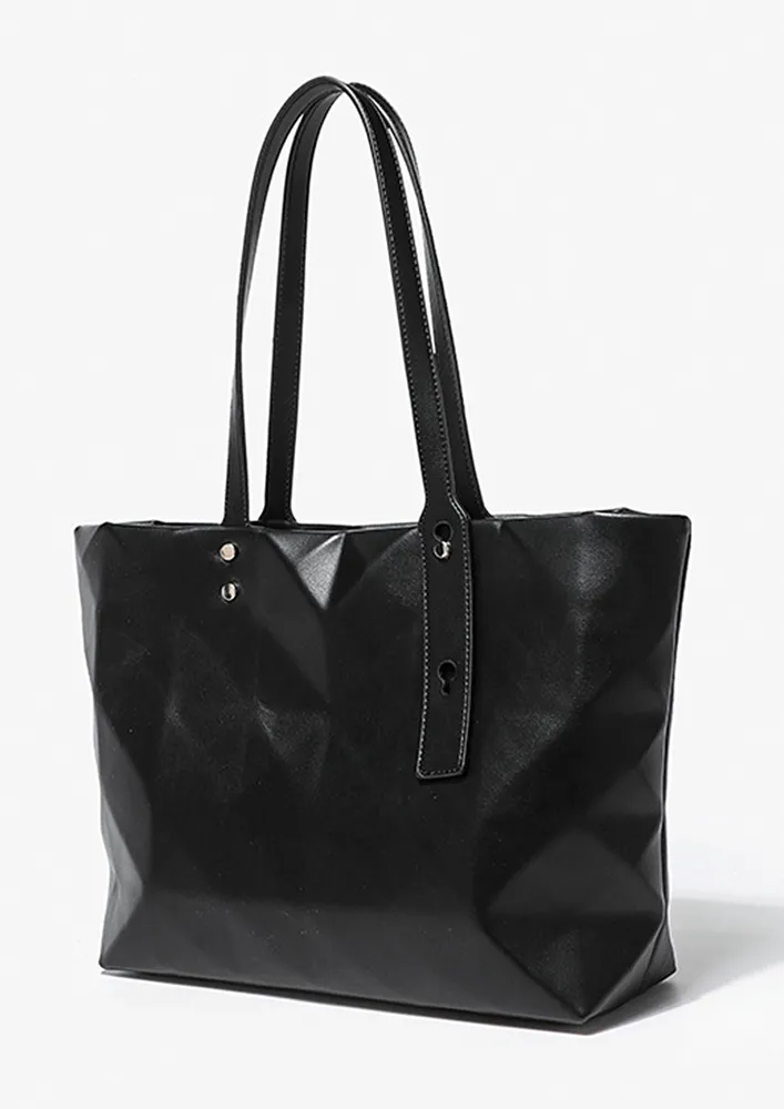 BLACK GEOMETRIC PATTERN TOTE BAG