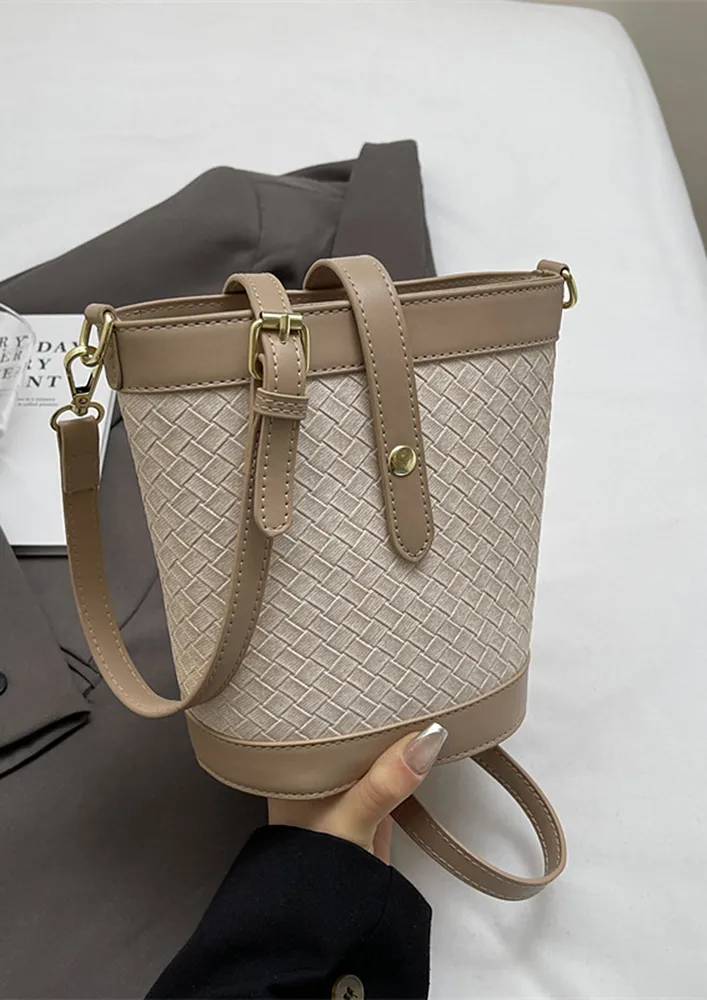 KHAKI BASKET WEAVE TEXTURE BUCKET BAG