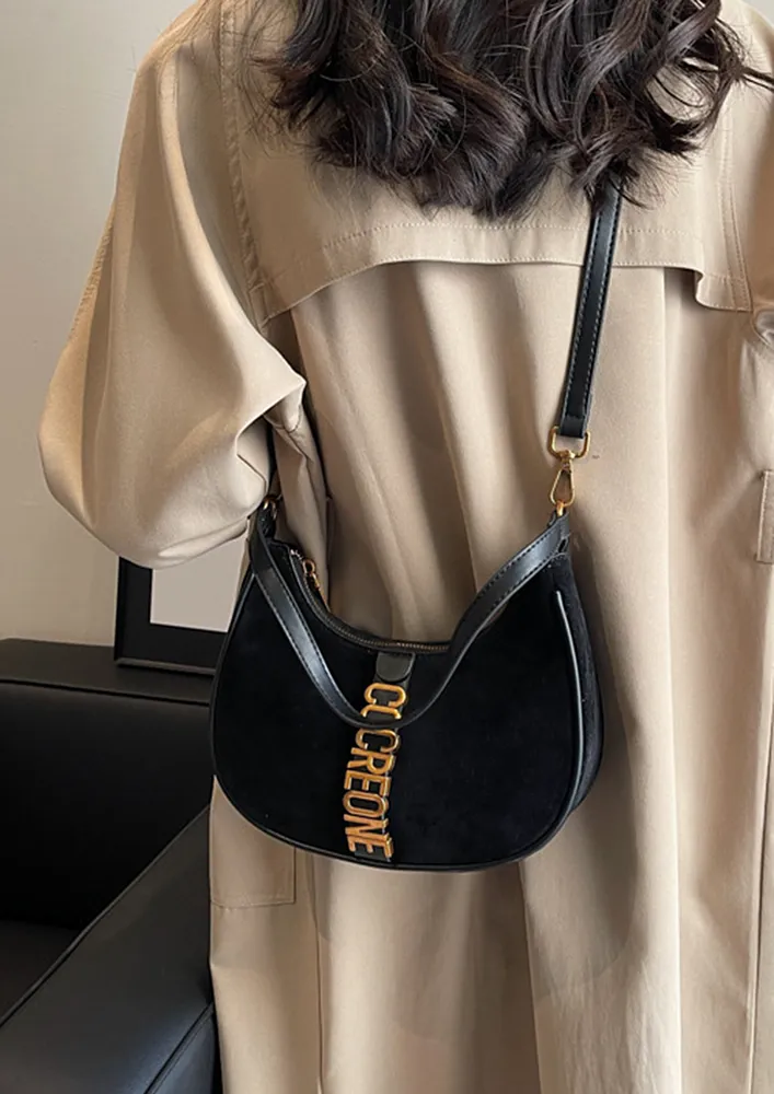 BLACK METALLIC LETTERS DETAIL SHOULDER BAG