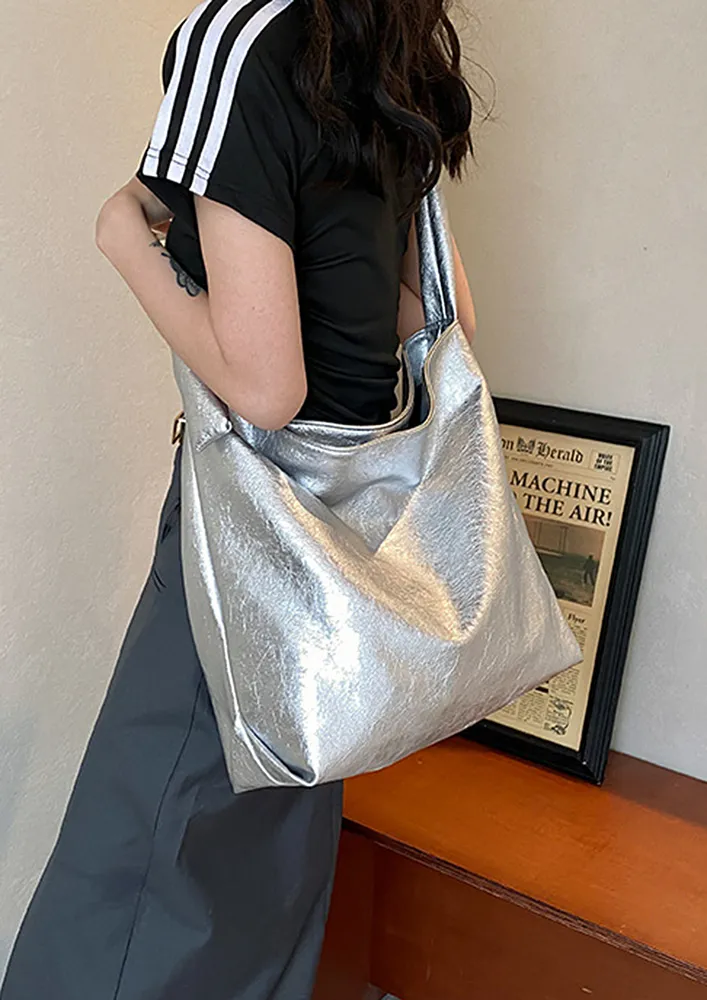 SILVER KNOTTED-STRAP HOBO BAG