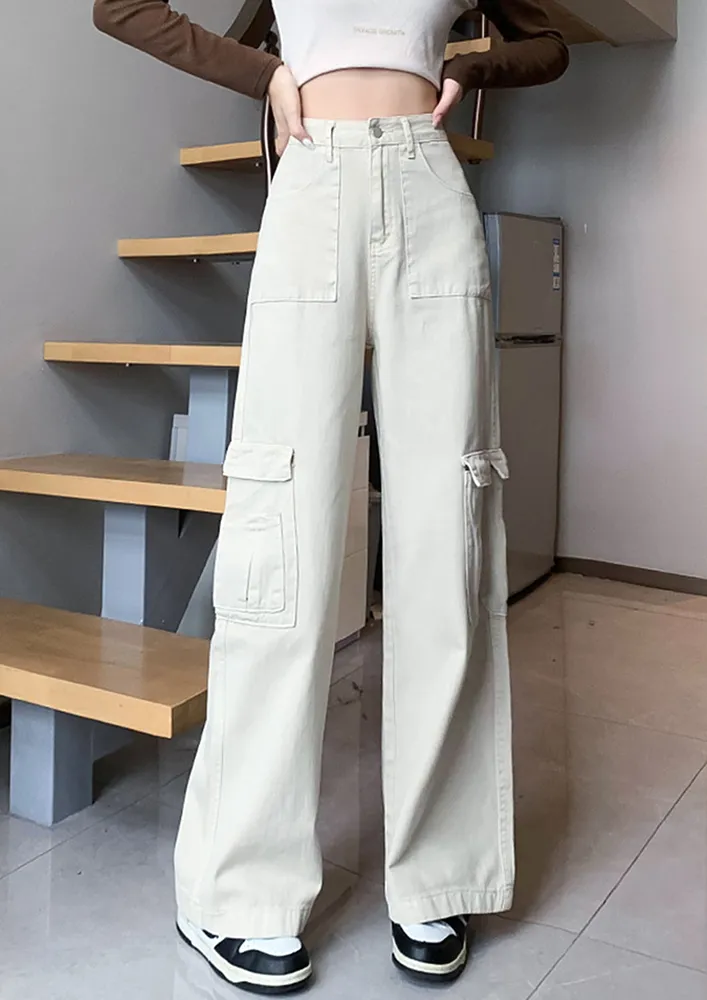 Wide Legged High-rise Cargo Pants