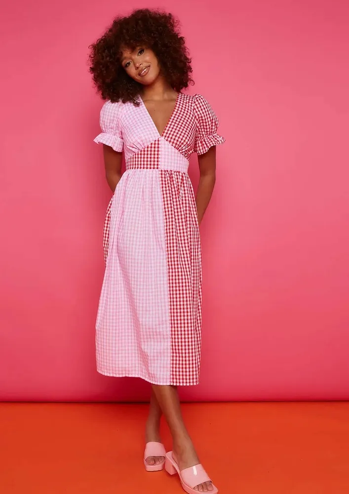 Gingham Pattern V-neck Midi Dress
