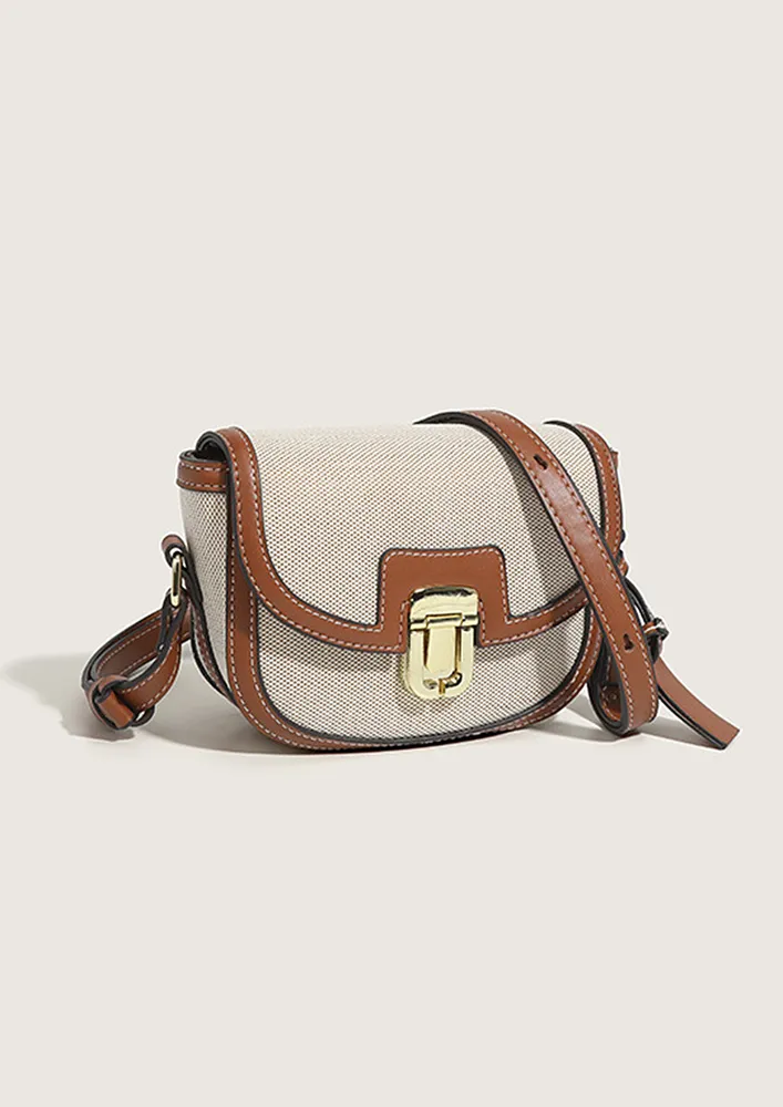 CONTRAST WHITE SLING BAG