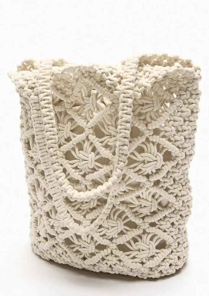 WHITE CROCHETED BEACH SHOULDER BAG