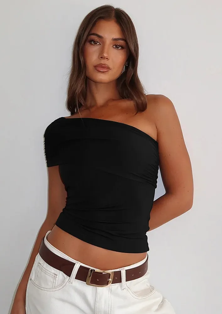 One-shoulder Black Fitted Top