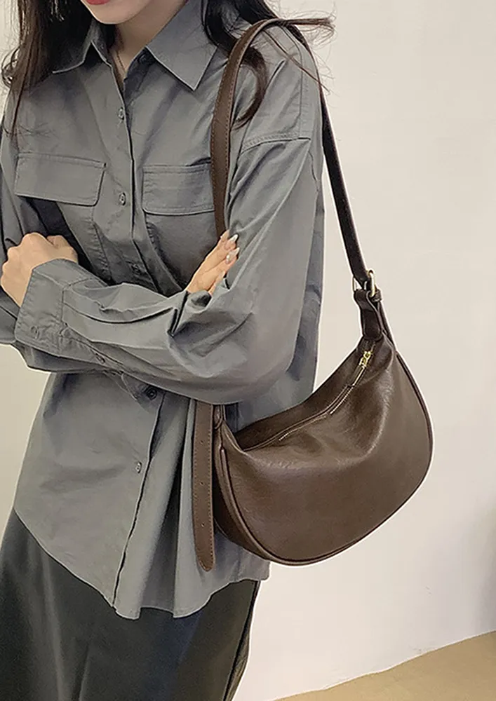 DARK BROWN TEXTURED ZIP-UP CROSSBODY BAG