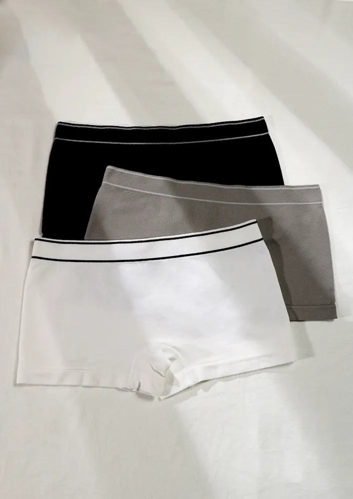 Seamless Pack Of Three Boxer Shorts Set